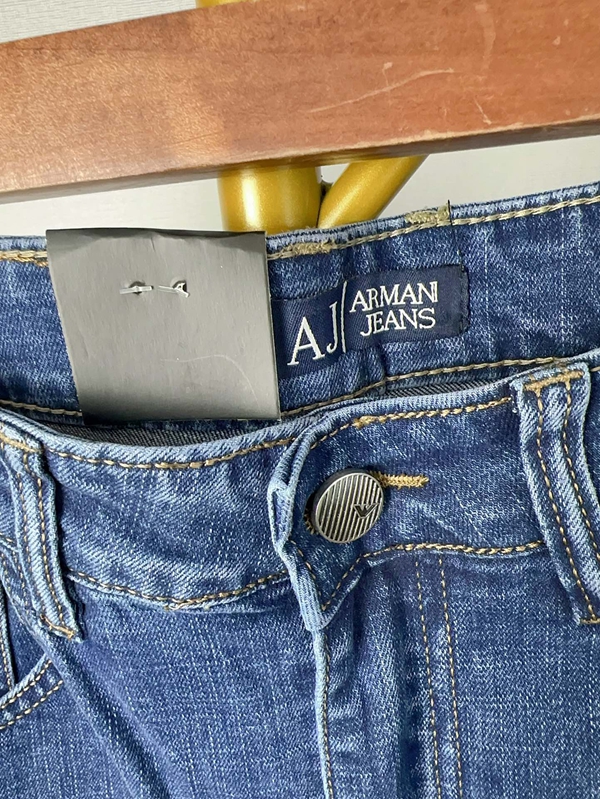 ブランドジーンズ素材ディテール